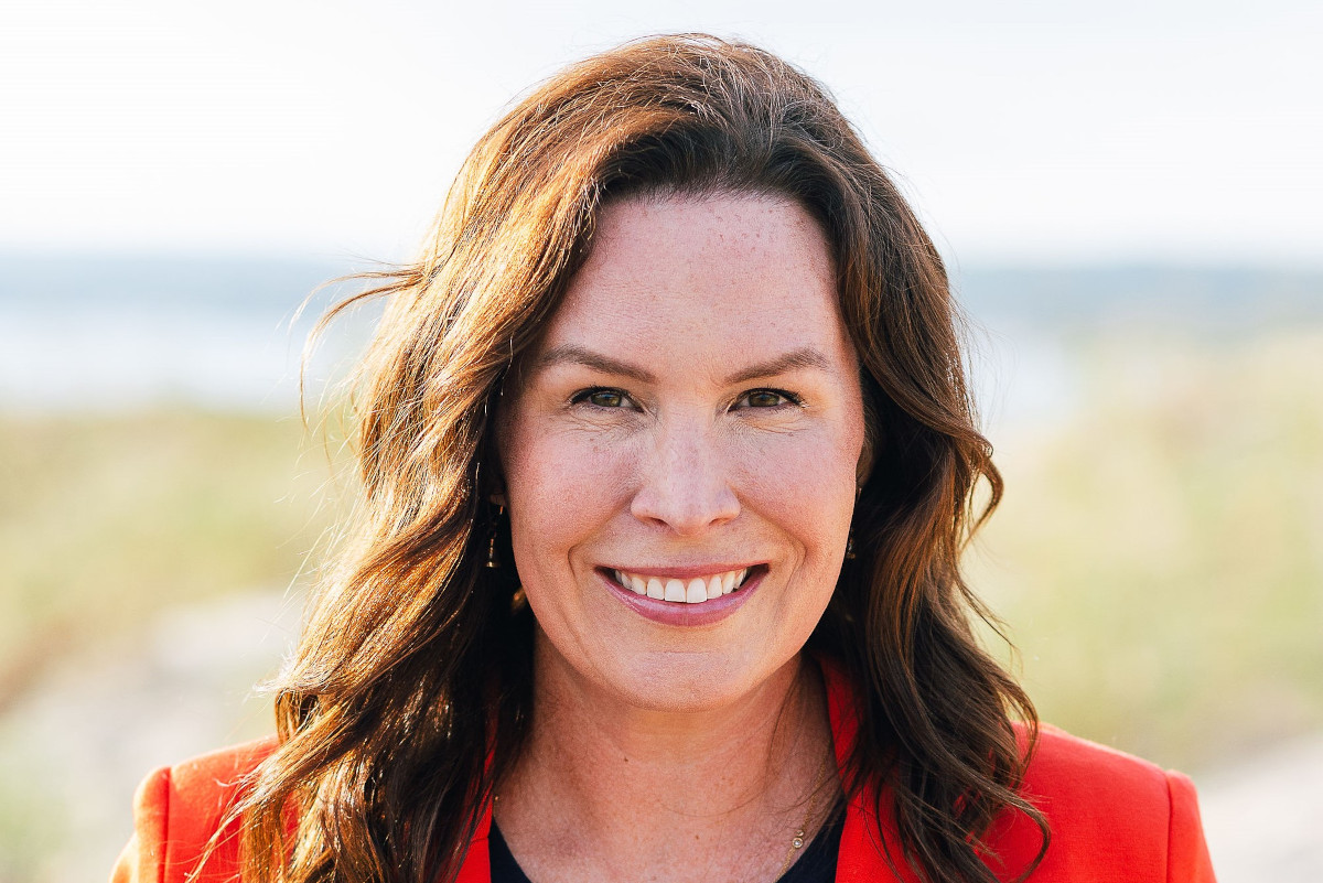 Dr. Natalie Kasiborski